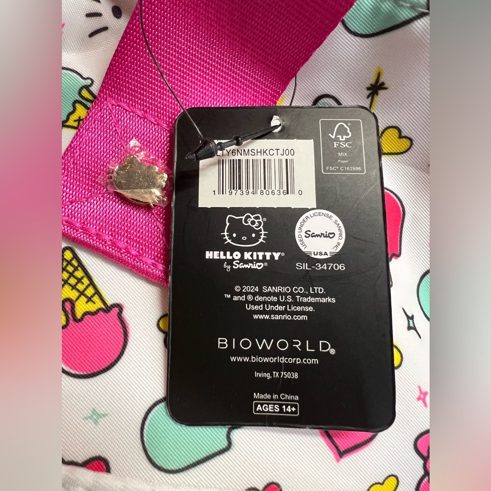 Hello Kitty Clearance Price is Firm! Large White Pink Shoulder Crossbody Bag - Picture 8 of 11